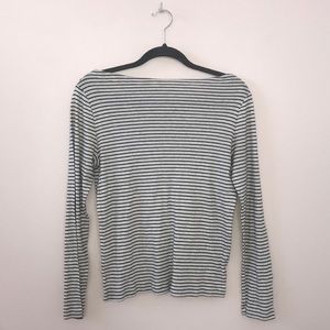 gap black & white striped shirt